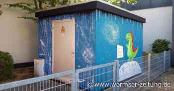 Jugendliche bemalen Spiel- und Stromhaus in Heppenheim - Wormser Zeitung