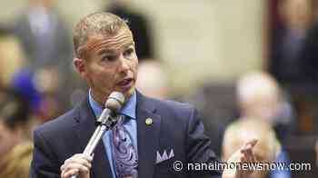 Missouri to ban sexual images in school library books - Nanaimo News NOW