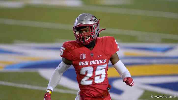 Former Lobo football player accused of robbing mail carrier at gunpoint