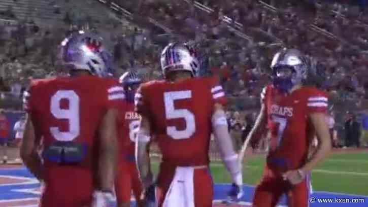 FINAL: Westlake wins 41st consecutive game with big 2nd half over Ridge Point 44-14