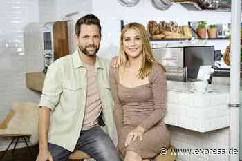 Frühstücksfernsehen: Fuß von Alina Merkau landet an intimer Stelle - EXPRESS