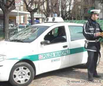 BEINASCO - Pizzicato a scaricare i mobili vecchi dopo un trasloco, multato dalla polizia locale - TorinoSud