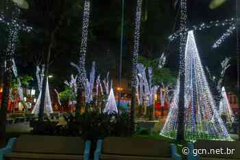 Iluminação de Natal termina sem propostas e Prefeitura não sabe o que fazer com luzinhas - Portal GCN