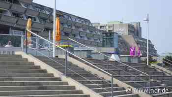 Olympia-Architektur neu erleben - Licht-Performance in Kiel - NDR.de