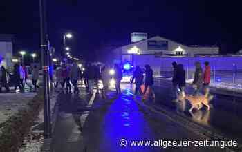 Corona-Demo in Memmingen und "Spaziergang" Ottobeuren: 400 Teilnehmer - Allgäuer Zeitung