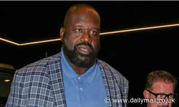 Shaquille O'Neal sports checked suit as he strolls through Sydney bar - Daily Mail