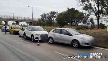 Tamponamenti a catena sulla statale: 16 veicoli coinvolti - BrindisiReport