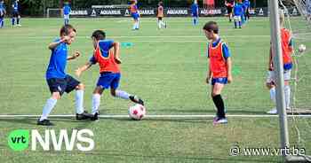 Profvoetballer voor één dag bij KRC Genk: "Zwaarder dan ik had gedacht" - VRT NWS