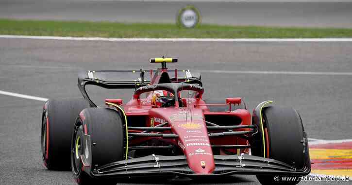 Carlos Sainz auf Startplatz eins in Belgien