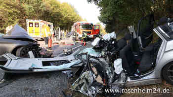 Schrecklicher Unfall auf der B12 fordert einen Toten (†22) und sechs Schwerverletzte
