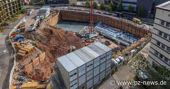 Riesiges Loch in Pforzheim: Bauarbeiten für neue „Schlossberghöfe“ in vollem Gange - Pforzheim - Pforzheimer Zeitung