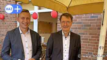 Langenhagen: Bundesgesundheitsminister Karl Lauterbach besucht Pflegeheim - HAZ