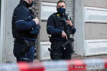 Braunschweig: Polizei durchsucht mehrere Wohnungen – wem die Beamten auf der Spur sind - News38