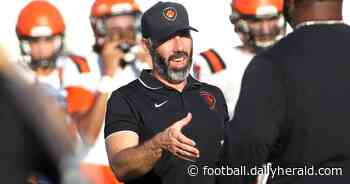 Simeon rallies from 16 down, beats WW South