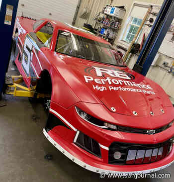 Oxford 250: Tinkering with innovation and the thrill of speed drives Dillon Moltz - Lewiston Sun Journal