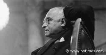 Review: “Democratic Justice,” by Brad Snyder - The New York Times