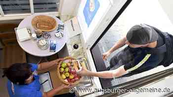 "Zu uns können alle kommen": Die "blauen Engel" vom Bahngleis 1