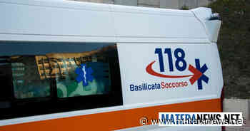 Matera: moto contro auto! Polizia e ambulanza sul posto - Matera News