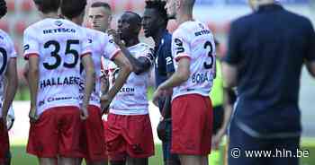 Mbaye Leye beseft dat hij met Zulte Waregem voor stevige start staat: “Seraing moeilijkst van allemaal” - Het Laatste Nieuws