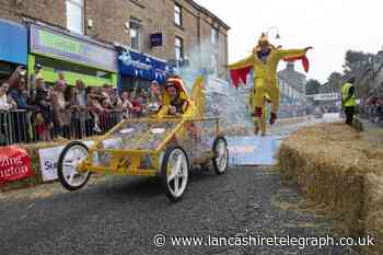 From the weird to the wonderful: thousands flock to Accrington for the 2022 Soapbox Challenge