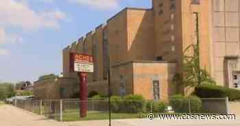 Music, health screens and free school supplies at Acme Community Outdoor Festival in Auburn Gresham - CBS Chicago