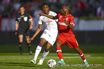 Veel lof voor Van Bommel van middenvelder die het veel beter doet: &quot;Hij is daar heel goed in&quot;