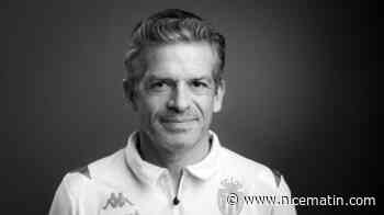 Un brassard noir pendant le match PSG-AS Monaco en mémoire de Richard Guerois