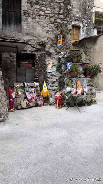 LA VALORIZZAZIONE DELLA VIA SANT'ANTONIO DI CAULONIA, AD OPERA DEI CONIUGI MARCO PANETTA E FEDERICA ALBANESE. IL LORO È UN ESEMPIO DA SEGUIRE - Telemia