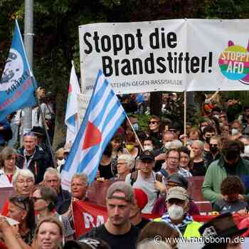 30 Jahre nach Lichtenhagen: Demonstration für Konsequenzen - Radio Bonn / Rhein-Sieg - radiobonn.de