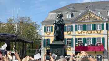 Denkmäler - Bonn - Historisches Spektakel um Beethoven-Denkmal in Bonn - Kultur - Süddeutsche Zeitung - SZ.de