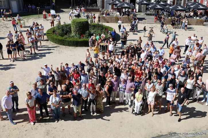 Godelieve Yperman (97): “Na 68 jaar kom ik terug met mijn tweeling naar ‘hospitaal’ Vilain XIIII Leut”