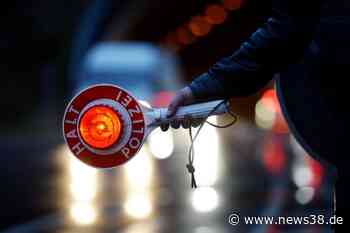 A2 bei Peine: Riesige Polizeikontrolle auf der Autobahn! Die Gründe dafür - News38