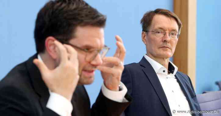 Buschmann bezichtigt Lauterbach der Panikmache