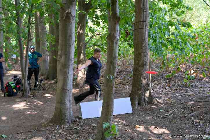 Eerste discgolftoernooi in Vlaanderen groot succes: “Ik was meteen verslaafd”
