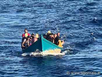 Sbarchi immigrati, "Meloni: "Blocco navale". Letta: "Basta propaganda"