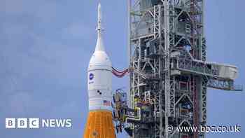 Artemis: Nasa ready to launch new era of Moon exploration