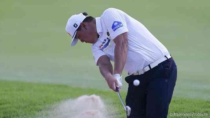 McIlroy storms from 6 back to win FedEx Cup and $18 million