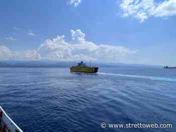 Falso allarme “uomo in mare” nello Stretto di Messina: era una bagnante a largo - StrettoWeb