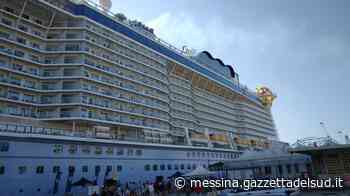 Nave "arcobaleno" a Messina: in riva allo Stretto fa tappa la crociera gay - Gazzetta del Sud - Edizione Messina