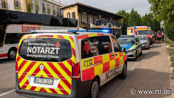 Europa-Park Rust: Pfefferspray-Attacke fordert 27 Verletzte - auch Kinder betroffen - RTL Online