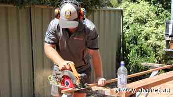 Australia is facing a tradie shortage. Why do nearly half of all apprentices drop out?