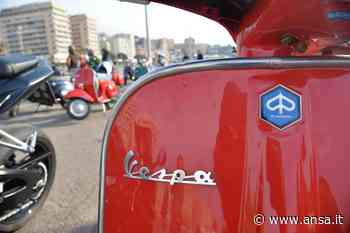 A Trieste centinaia di 'vespisti' da tutta Europa per raduno - Agenzia ANSA