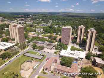 UMass Amherst, facing dorm shortage, to house more than 100 students at Econo Lodge in Hadley this fall - MassLive.com