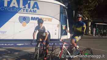 MANDURIA - Leo Melle impegnato, stamani, nella prova in linea del campionati italiani di paraciclismo: le foto della partenza - ManduriaOggi