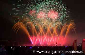 „Flammende Sterne“ in Ostfildern: Feuerwerks-Spektakel begeistert das Publikum - Stuttgarter Nachrichten