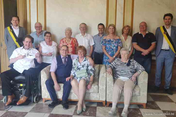 Gewezen schippers Mario en Lysiane zitten in gouden huwelijksboot