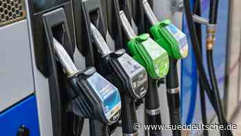 Verkehr - Spritpreise steigen vor Ende der Steuersenkung weiter - Wirtschaft - SZ.de - Süddeutsche Zeitung - SZ.de