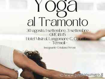 Dopo l’alba, ecco lo yoga al tramonto e in terrazza con panorama mozzafiato - Primonumero