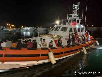 Migranti:nuovo sbarco all'alba nella Locride, arrivati in 82 - Agenzia ANSA