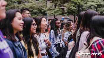 Students, schools gearing up for first in-person orientation since COVID-19 halted events